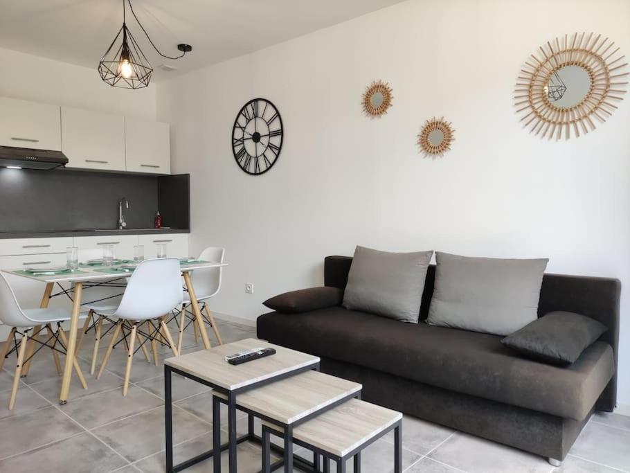 L'Atelier De La Cite - Parking Gratuit Securise Apartment Carcassonne Exterior foto